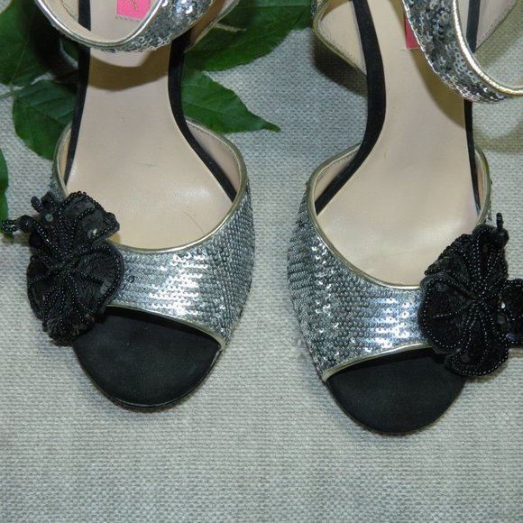 Betsey Johnson Heels Sequins Silver Black Size 10 - Picture 7 of 10
